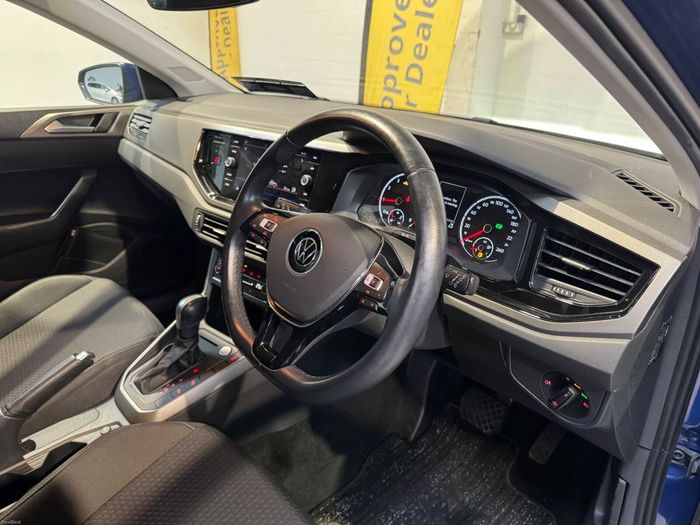Volkswagen Polo 2021