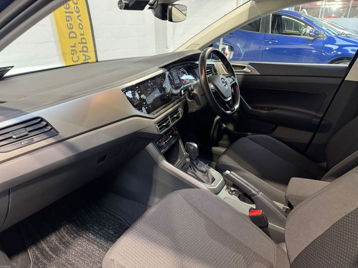 Volkswagen Polo 2021