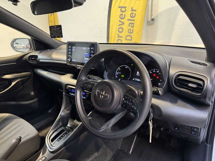 Toyota Yaris 2023