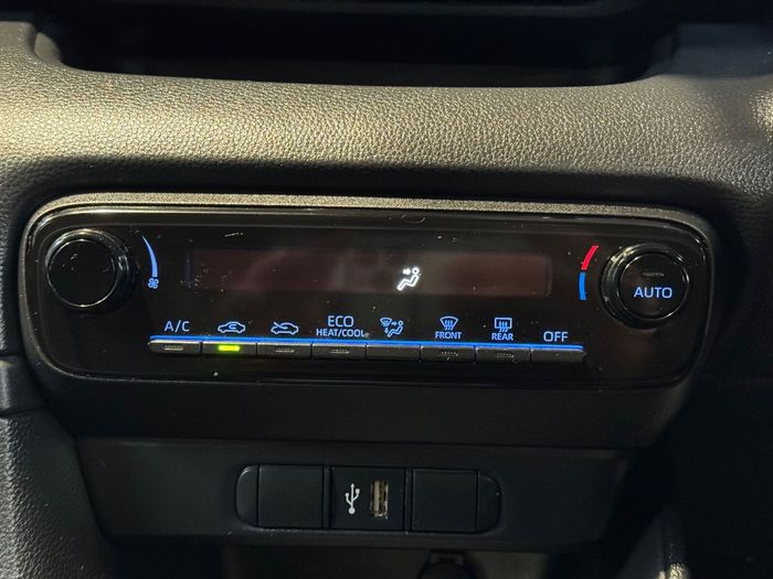 Toyota Yaris 2023