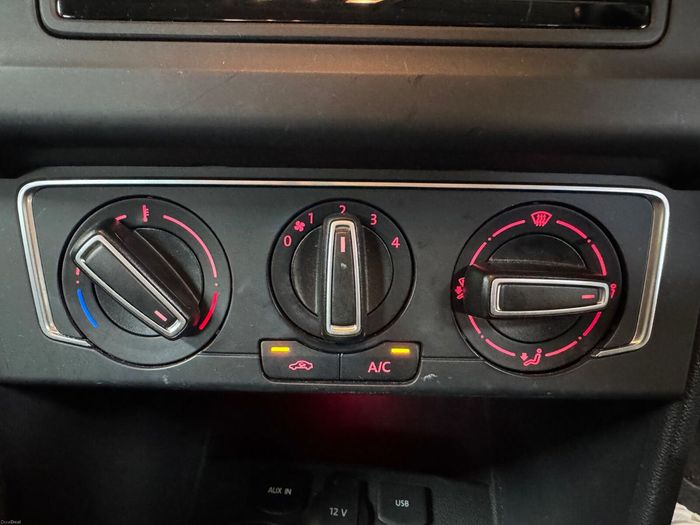 Volkswagen Polo 2015