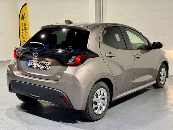 Toyota Yaris 2023