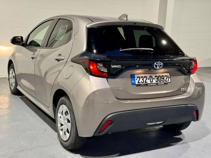 Toyota Yaris 2023