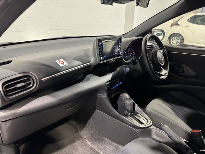 Toyota Yaris 2023