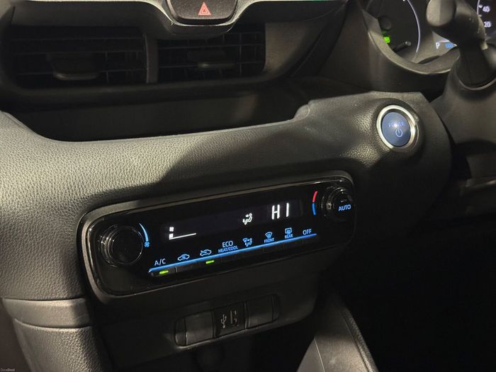 Toyota Yaris 2023