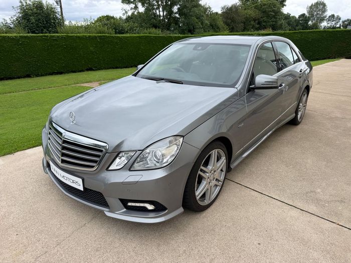 Mercedes-Benz E-Class 2009