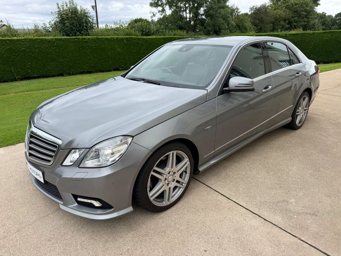 Mercedes-Benz E-Class 2009