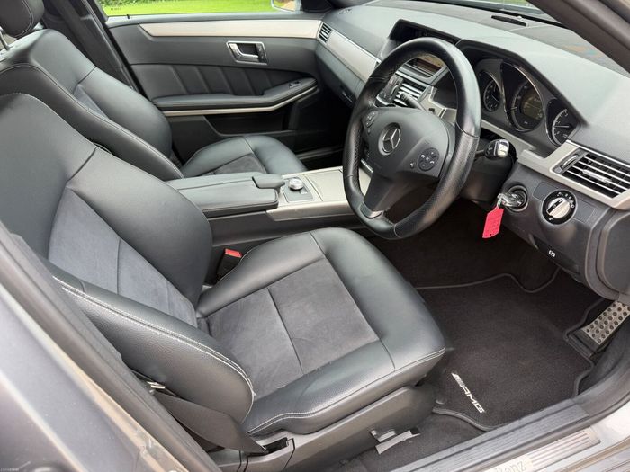 Mercedes-Benz E-Class 2009