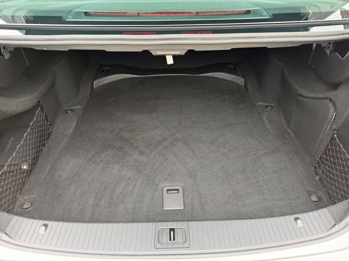 Mercedes-Benz E-Class 2009