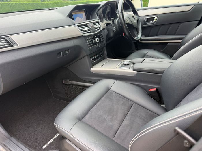 Mercedes-Benz E-Class 2009