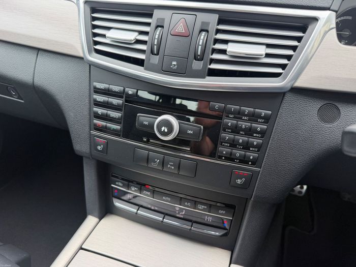 Mercedes-Benz E-Class 2009
