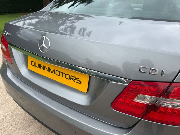 Mercedes-Benz E-Class 2009