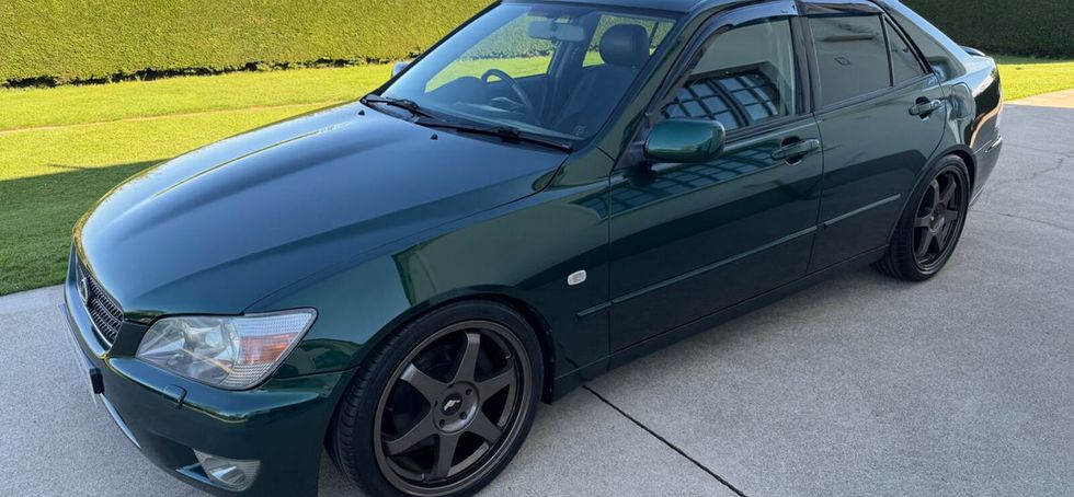 Lexus IS 2004