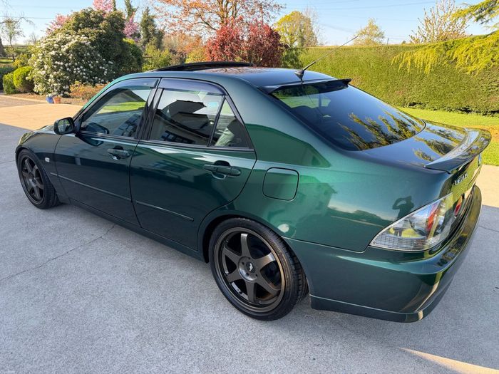 Lexus IS 2004