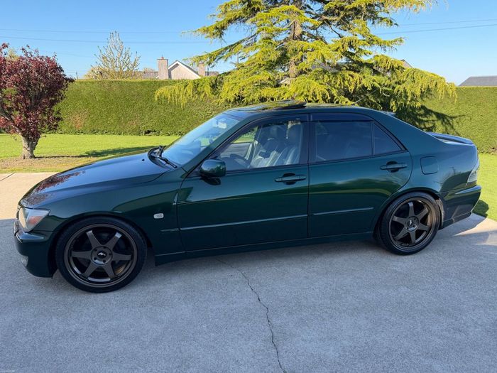 Lexus IS 2004