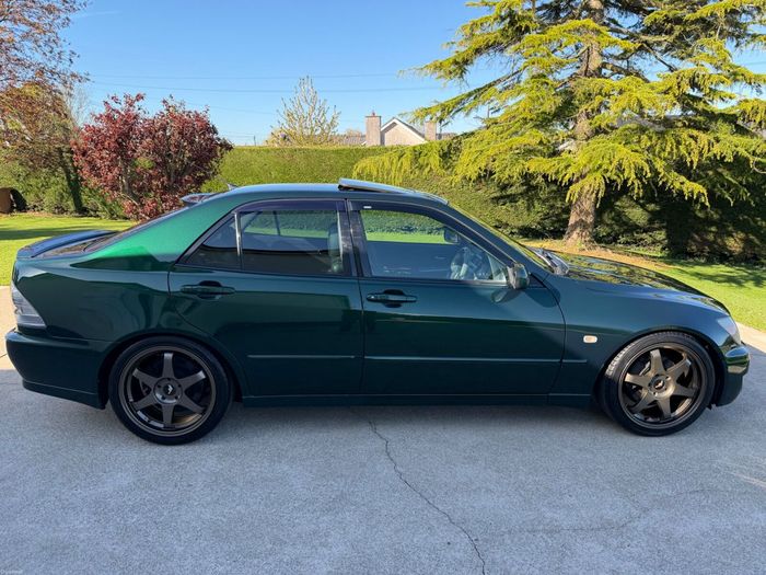 Lexus IS 2004