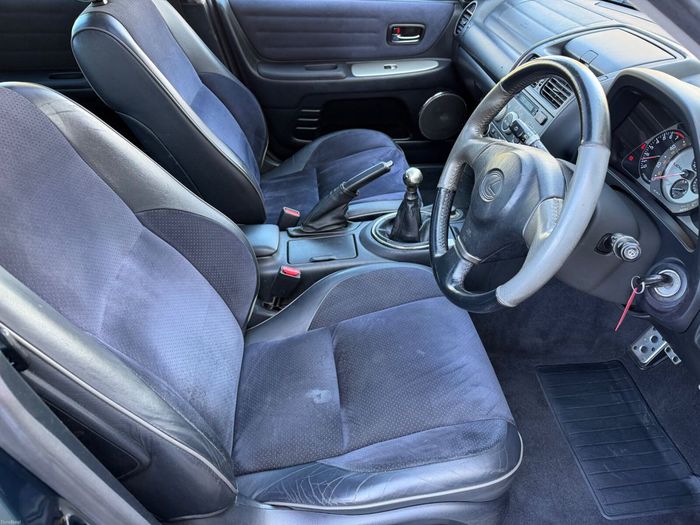 Lexus IS 2004
