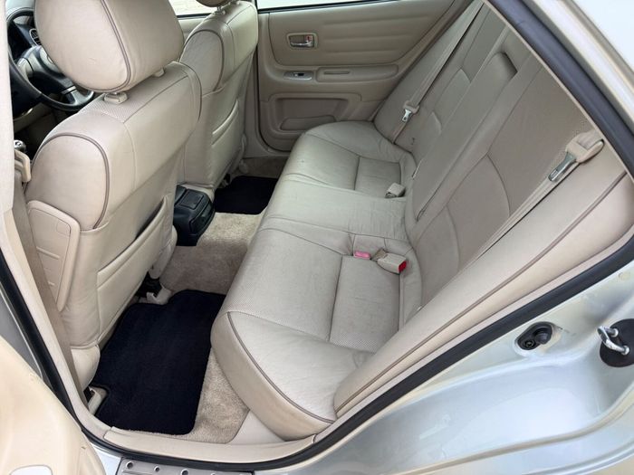 Lexus IS 2004