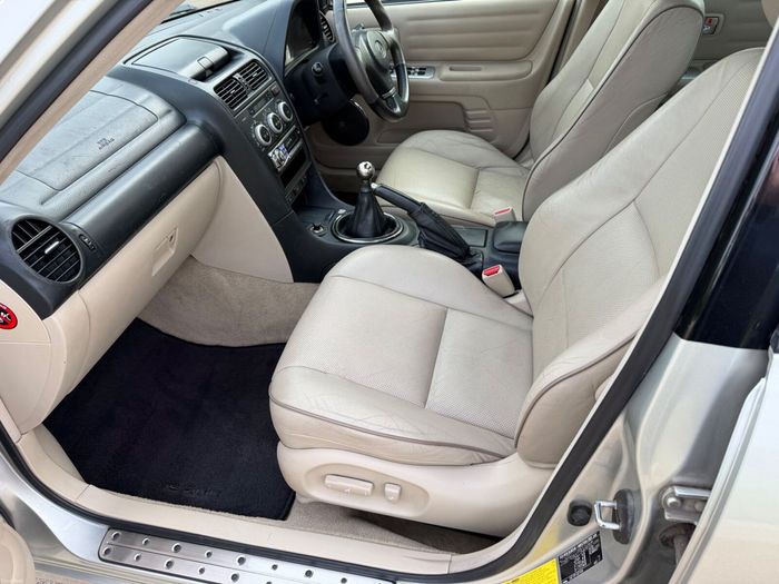 Lexus IS 2004