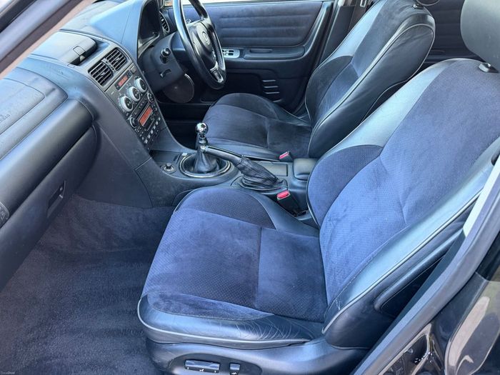 Lexus IS 2004