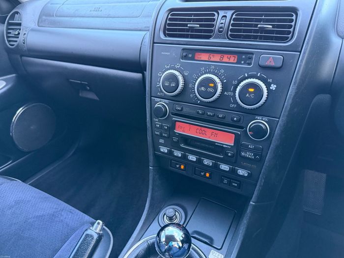 Lexus IS 2004