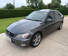 Lexus IS 2004