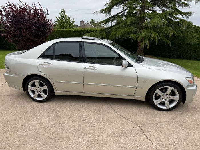 Lexus IS 2001