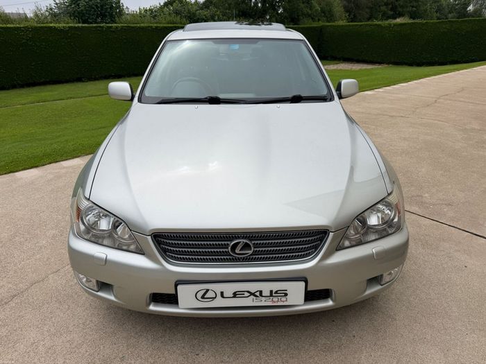 Lexus IS 2001