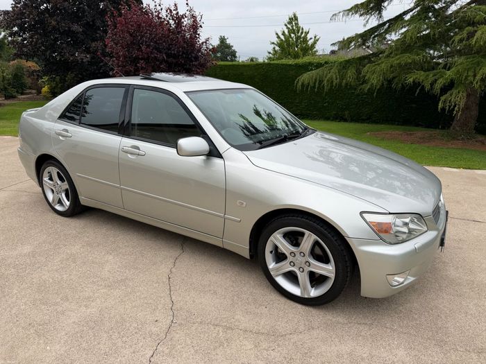 Lexus IS 2001