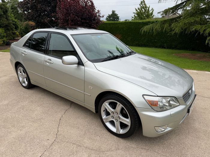 Lexus IS 2001