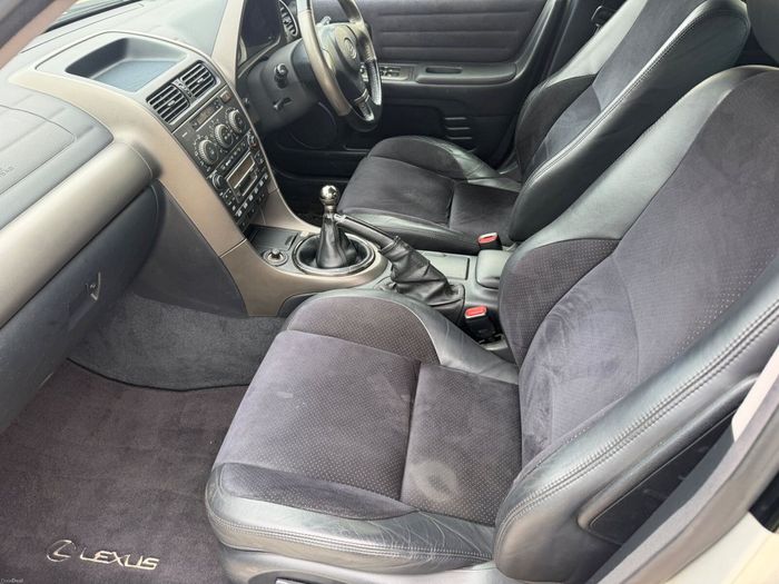 Lexus IS 2001