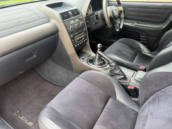 Lexus IS 2001