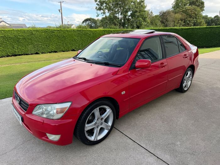 Lexus IS 2005