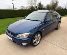 Lexus IS 2004