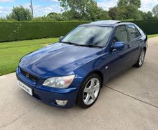 Lexus IS 2003