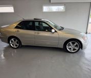 Lexus IS 2000