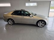 Lexus IS 2000