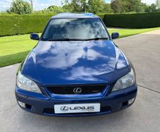 Lexus IS 2003