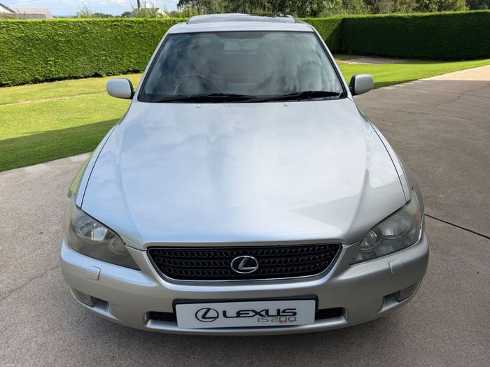Lexus IS 2005