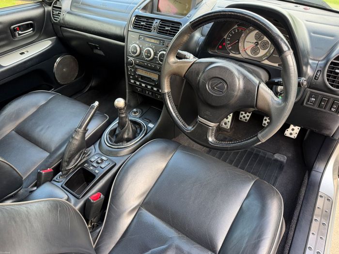 Lexus IS 2005
