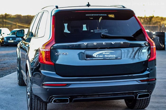 Volvo XC90 2021