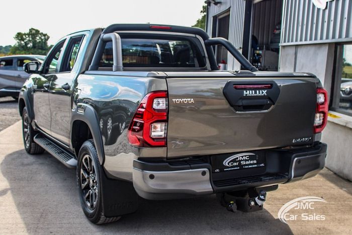 Toyota HiLux 2026
