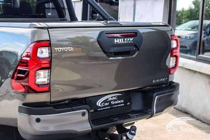 Toyota HiLux 2026