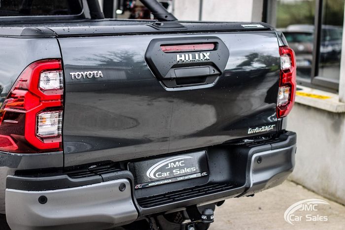 Toyota HiLux 2026