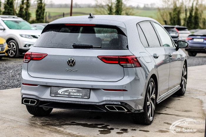 Volkswagen Golf 2024