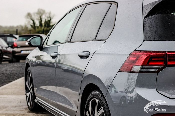 Volkswagen Golf 2024