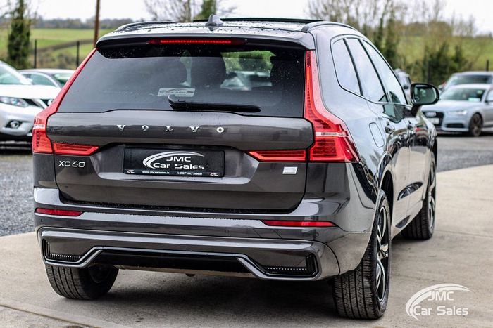 Volvo XC60 2022