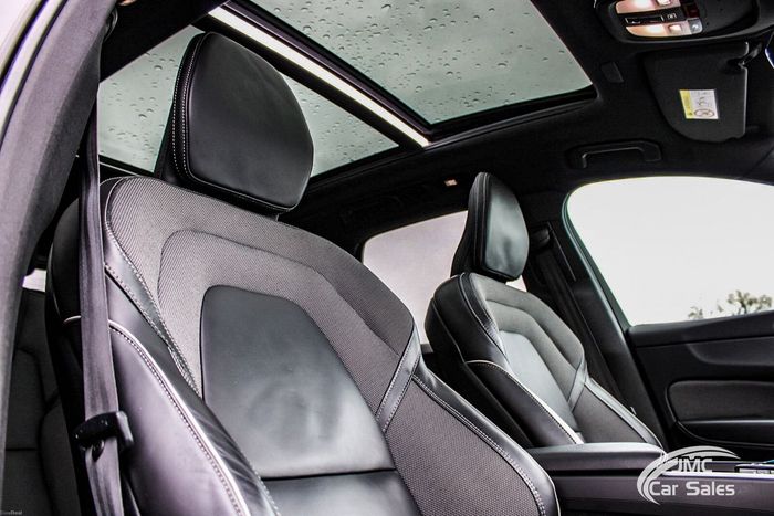 Volvo XC60 2022