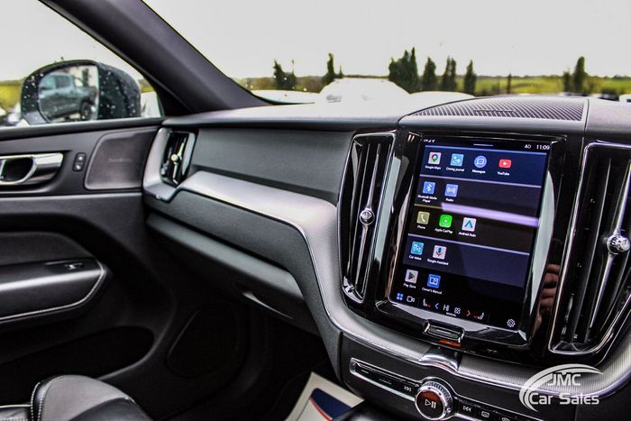 Volvo XC60 2022