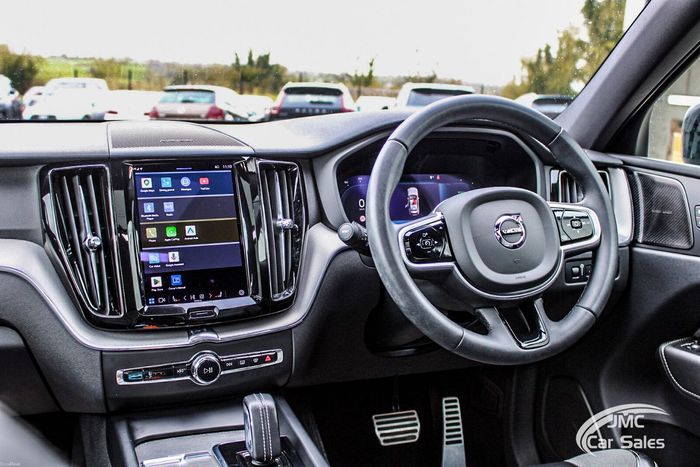 Volvo XC60 2022